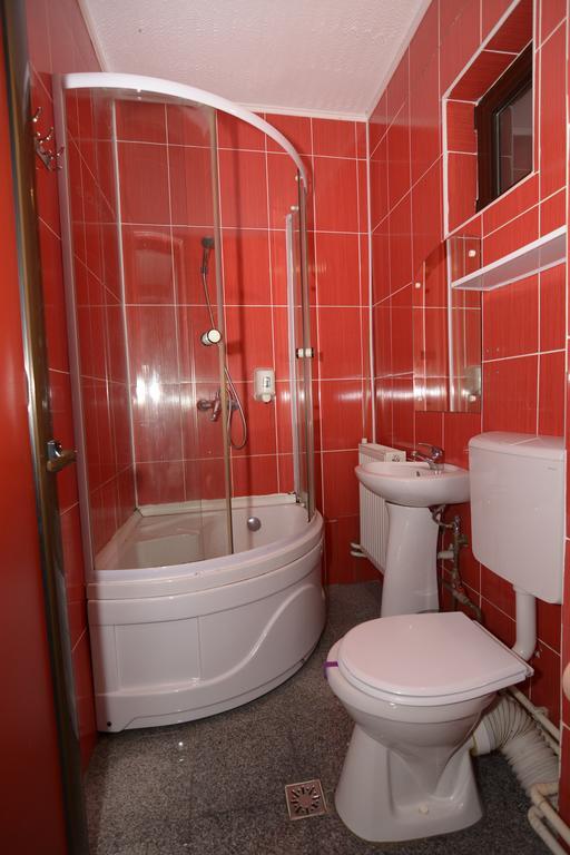 Pensiune Matrix Curtea de Argeş 部屋 写真